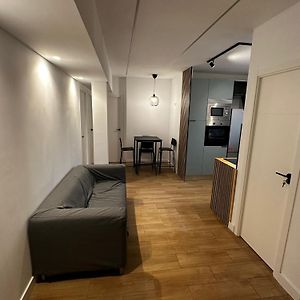Appartement met Vier Kamers